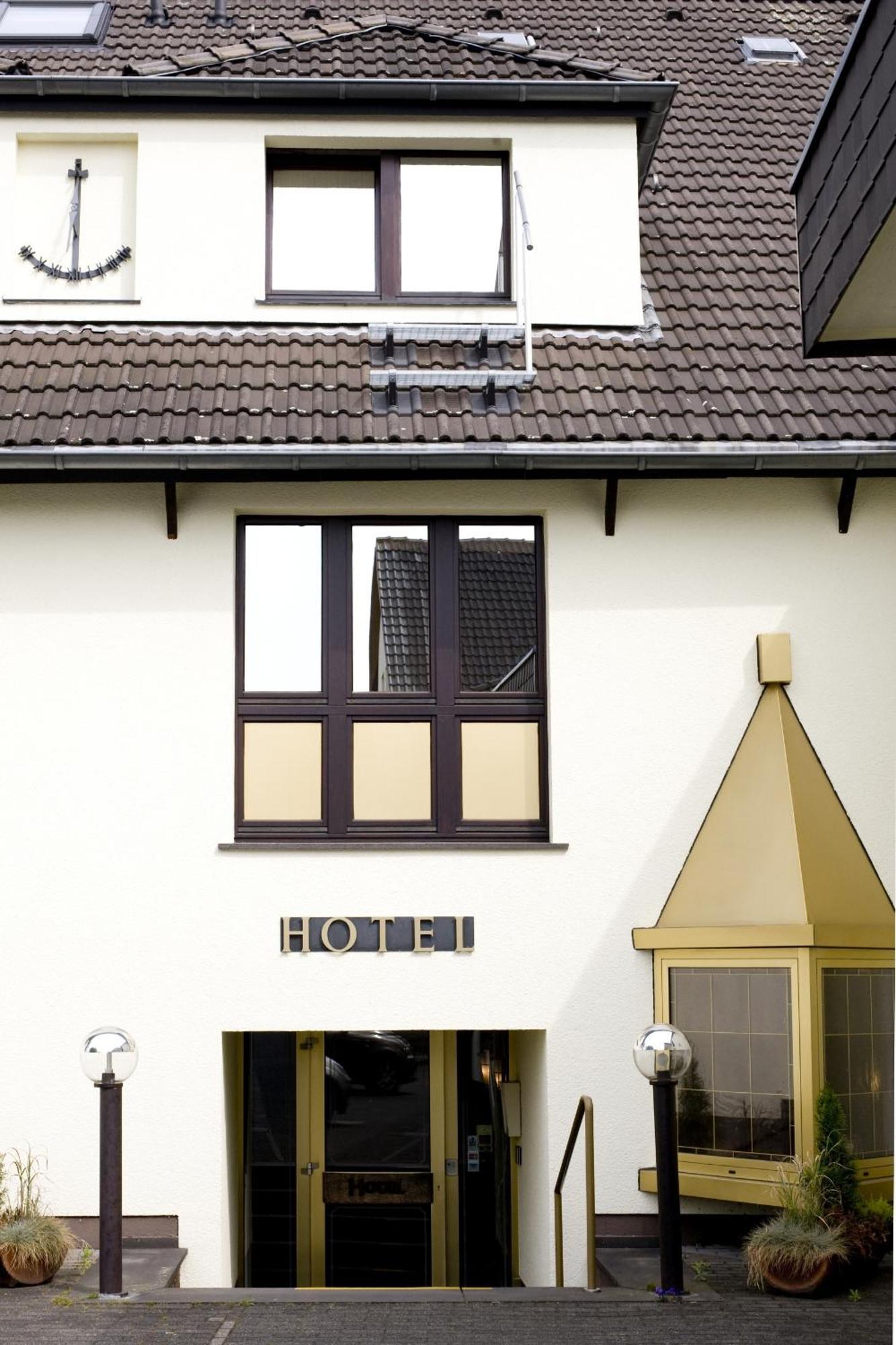 Hotel Flora Dormagen Eksteriør billede