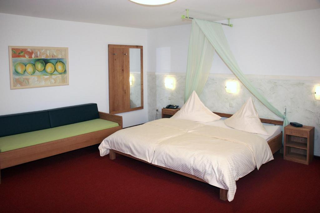 Hotel Flora Dormagen Eksteriør billede