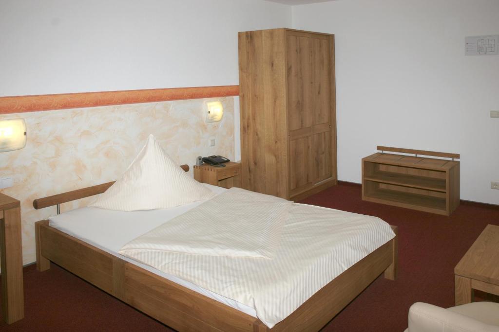 Hotel Flora Dormagen Eksteriør billede